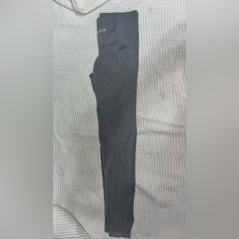 Alphalete amplify leggings